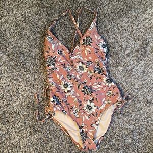 Target / Kona Sol Floral One Piece Bathing Suit